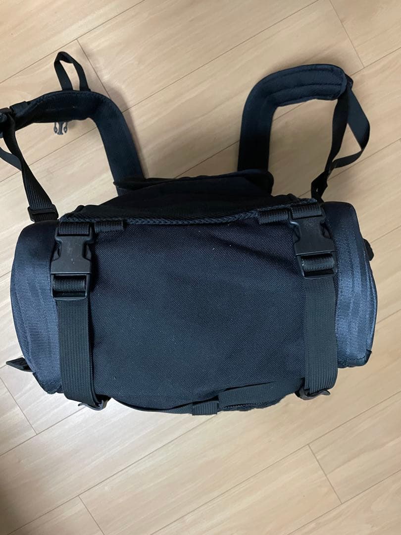 RESISTANT BAGS ULTIMATE メッセンジャーバッグ