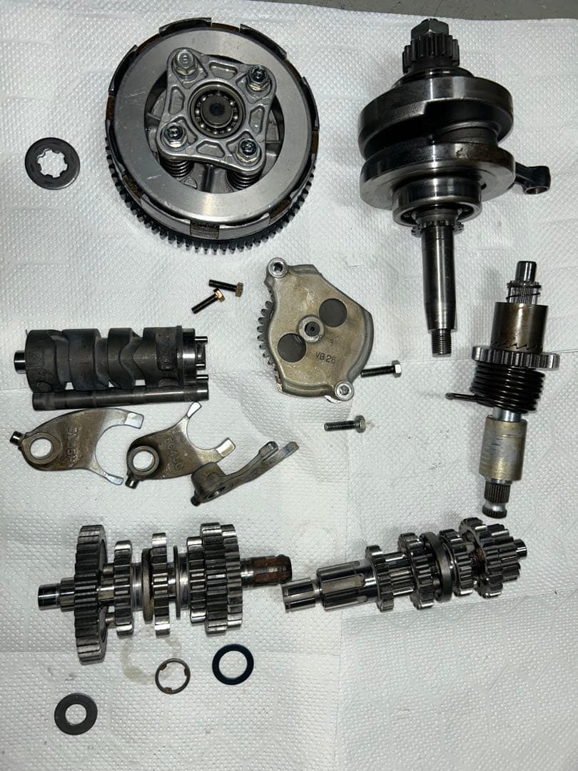 洋*様 エイプ50 腰下エンジン部品　一式　キャブ用