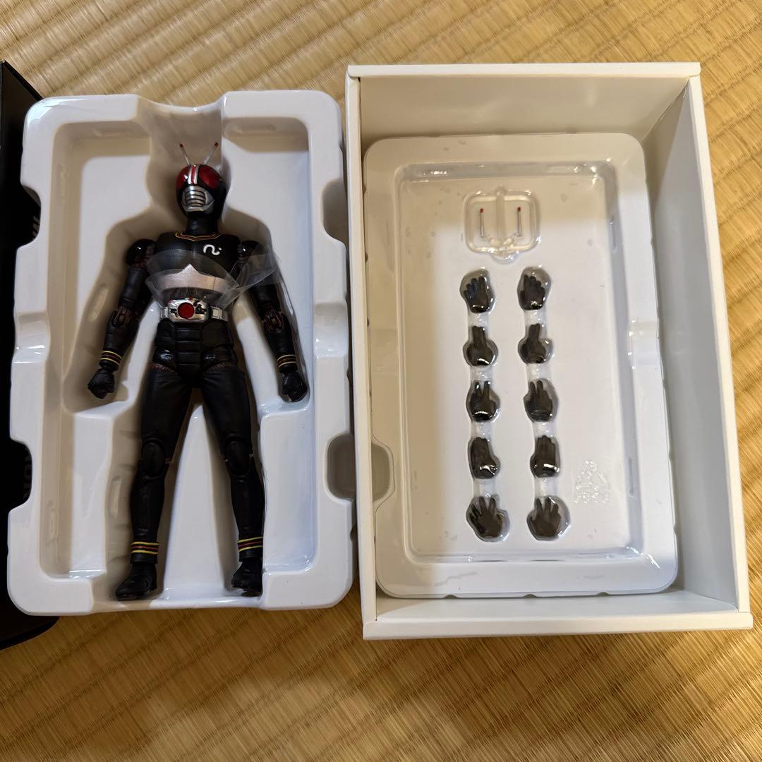 フィギュアーツ 真骨彫 仮面ライダーBLACK ブラック 訳アリ品
