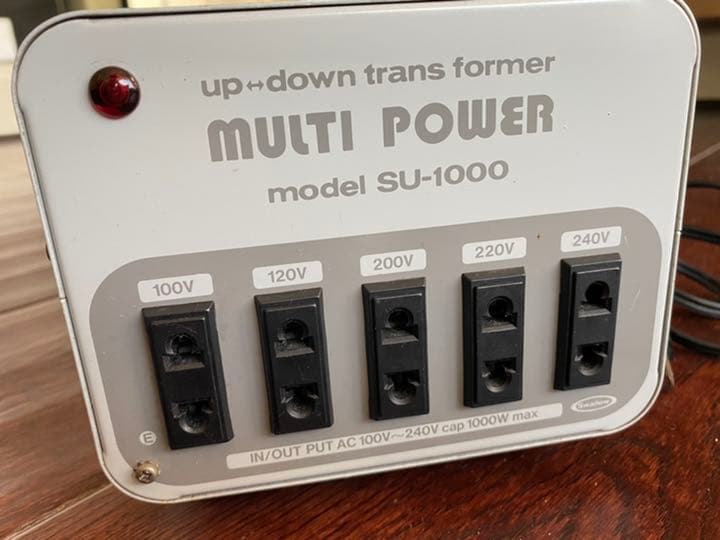 アップ　ダウン　変圧器　1000W