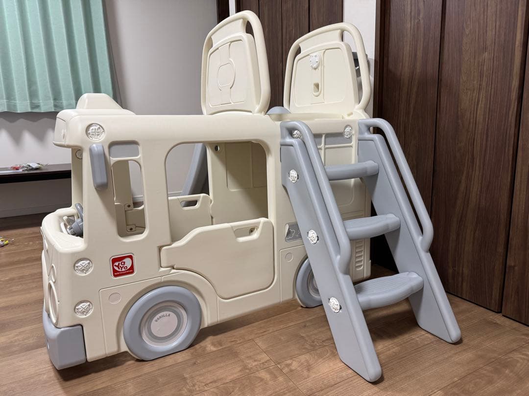 「送料込み」すべり台　滑り台　YAYA バスケットゴール付き