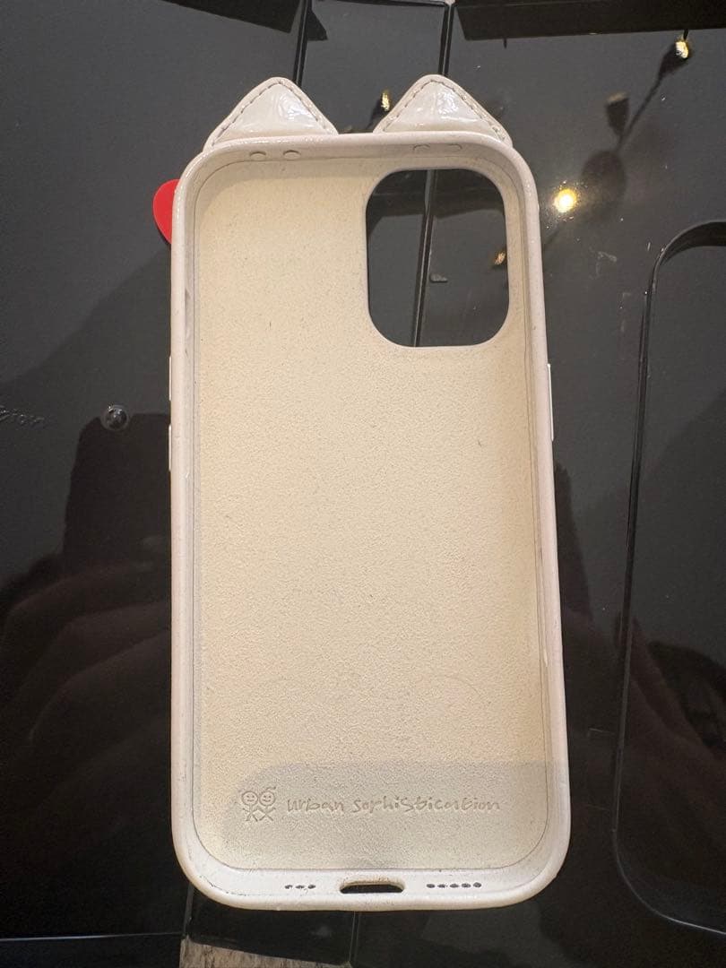 urban sophisticationキティiPhoneケース