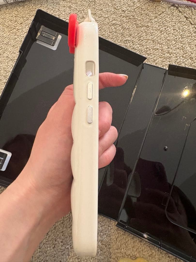 urban sophisticationキティiPhoneケース