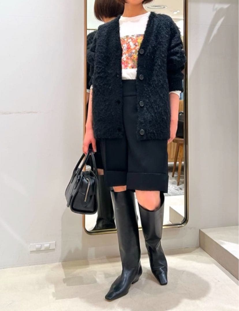 ウィムガゼット　センタープレスショートパンツ　BLACK SMサイズ