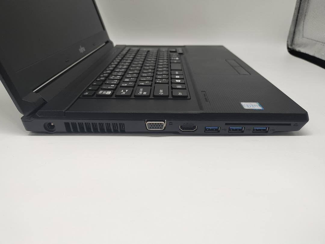 【FUJITSU】爆速 Core i7/SSD240GBノートパソコン B1