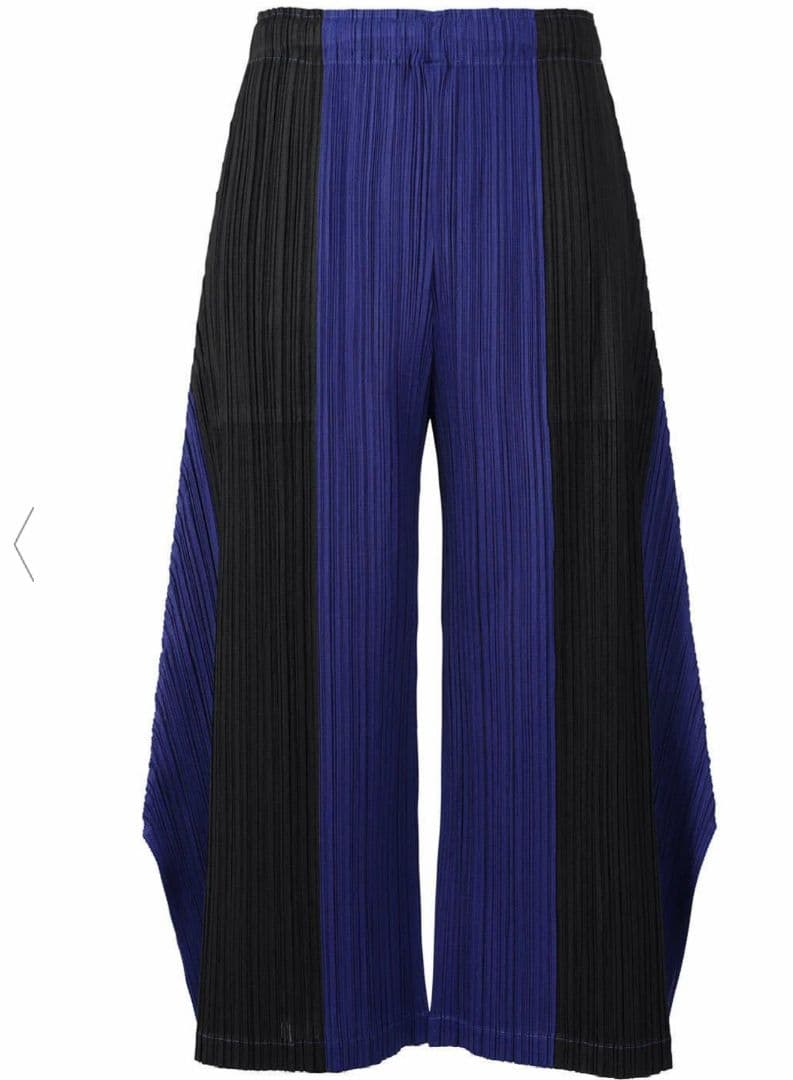 プリーツプリーズ　パンツ　新品