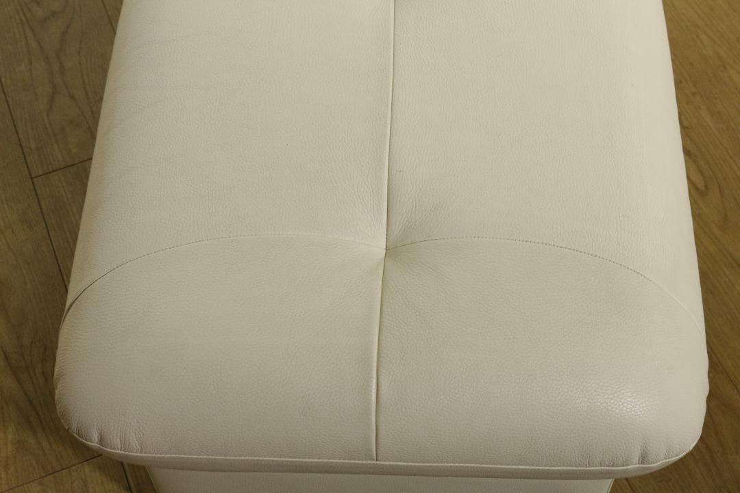 ラ*ー様 カリモク★CHITANO★オットマン★スツール★Z12126Z922★