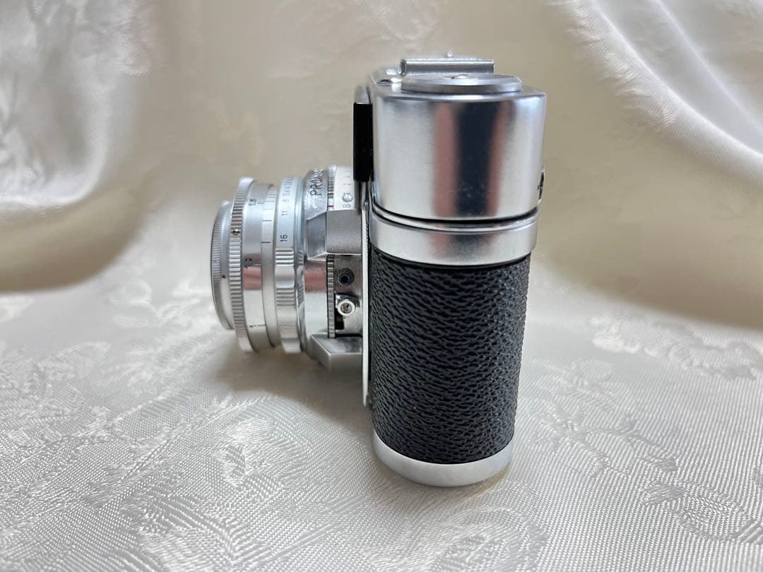 BRAUN コンパクトフィルムカメラ f2.8 45mmドイツ製