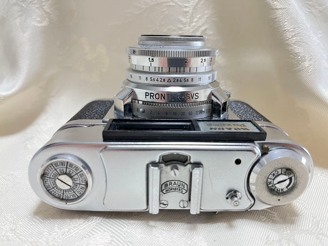 BRAUN コンパクトフィルムカメラ f2.8 45mmドイツ製