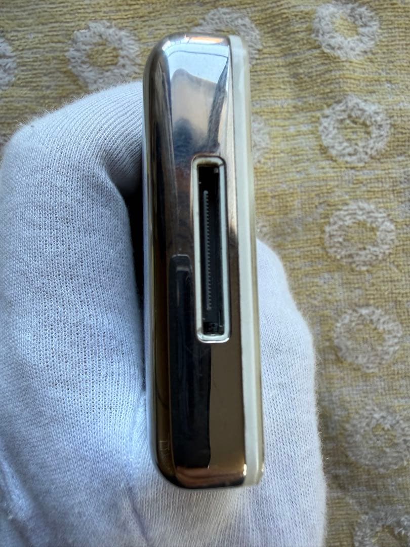 Apple iPod 第5世代 A1136 60GB ホワイト