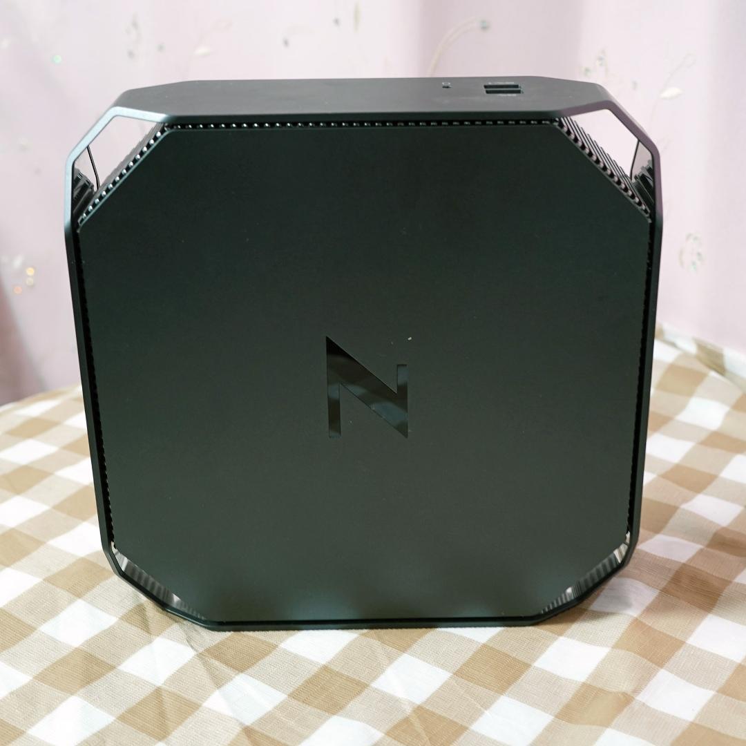 HP Z2MINIG3 E3-1245 V5 メモリ16GB SSD 512GB