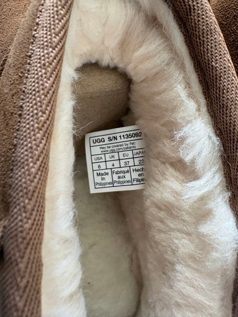 【新品未開封】UGG　Classic Ultra Mini Platform