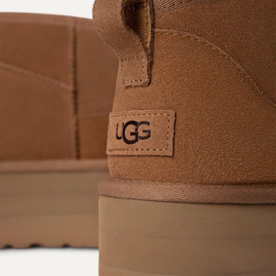 【新品未開封】UGG　Classic Ultra Mini Platform