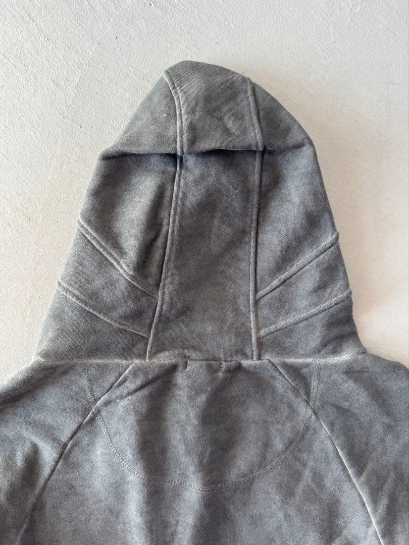 《TRANSIT PAR SUCH》ジップアップパーカー グレー(mt109)