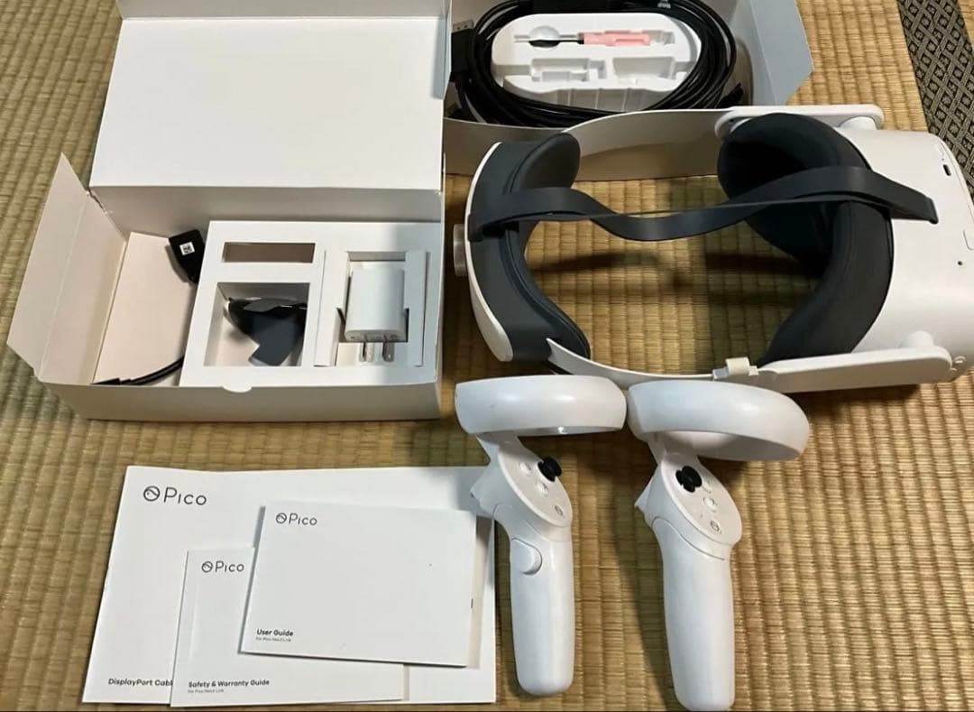 piconeo3link VRヘッドセット