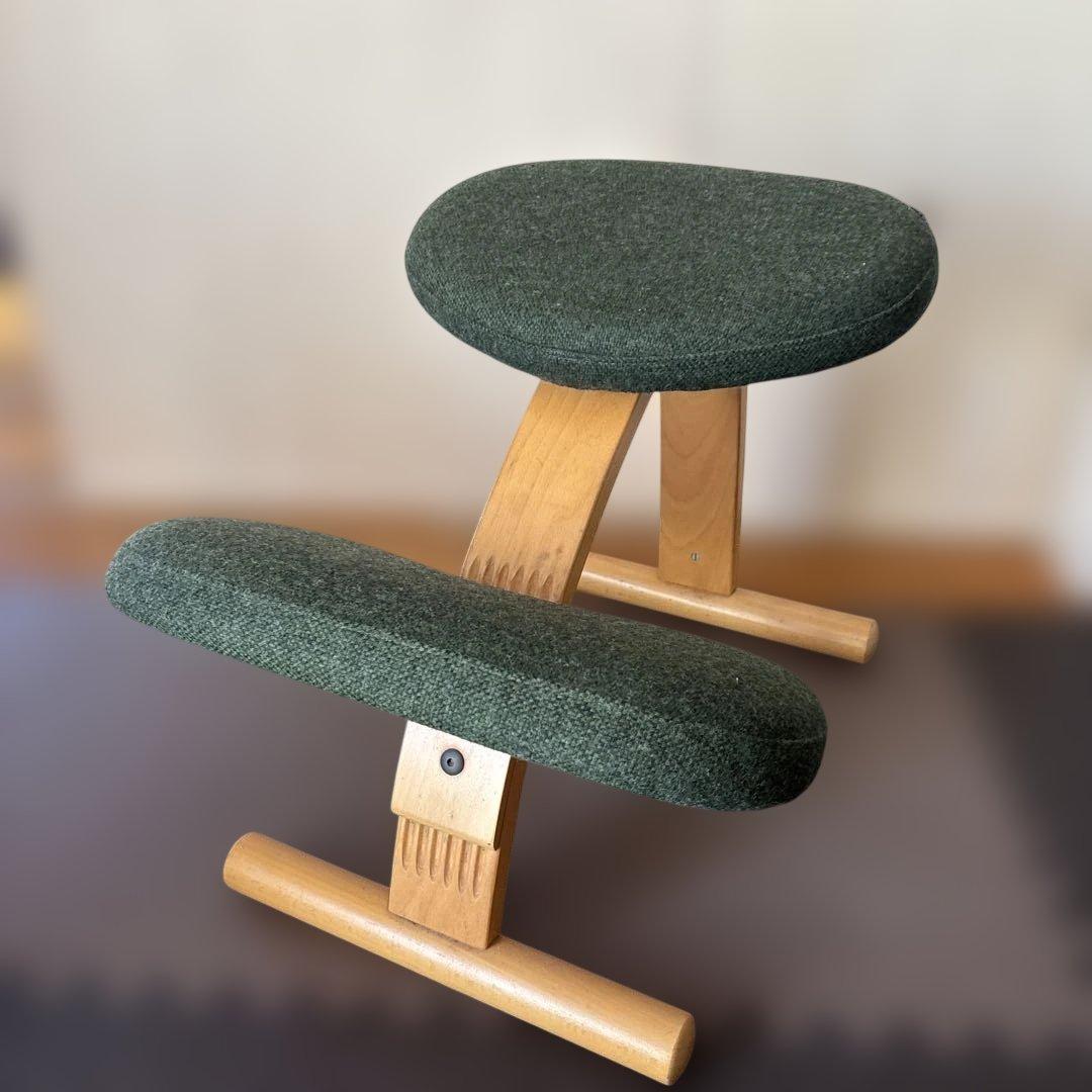 rybo チェア　サカモト　赤カバーつき❶