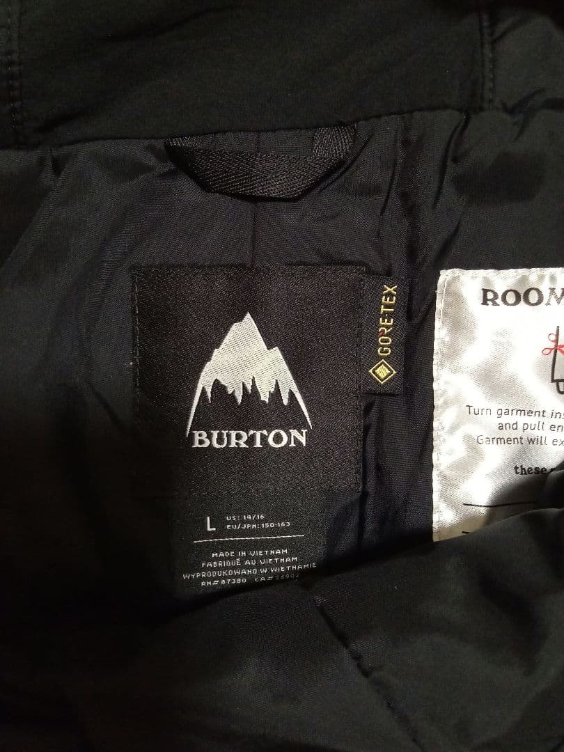 BURTON ブラック スノーボードウェア