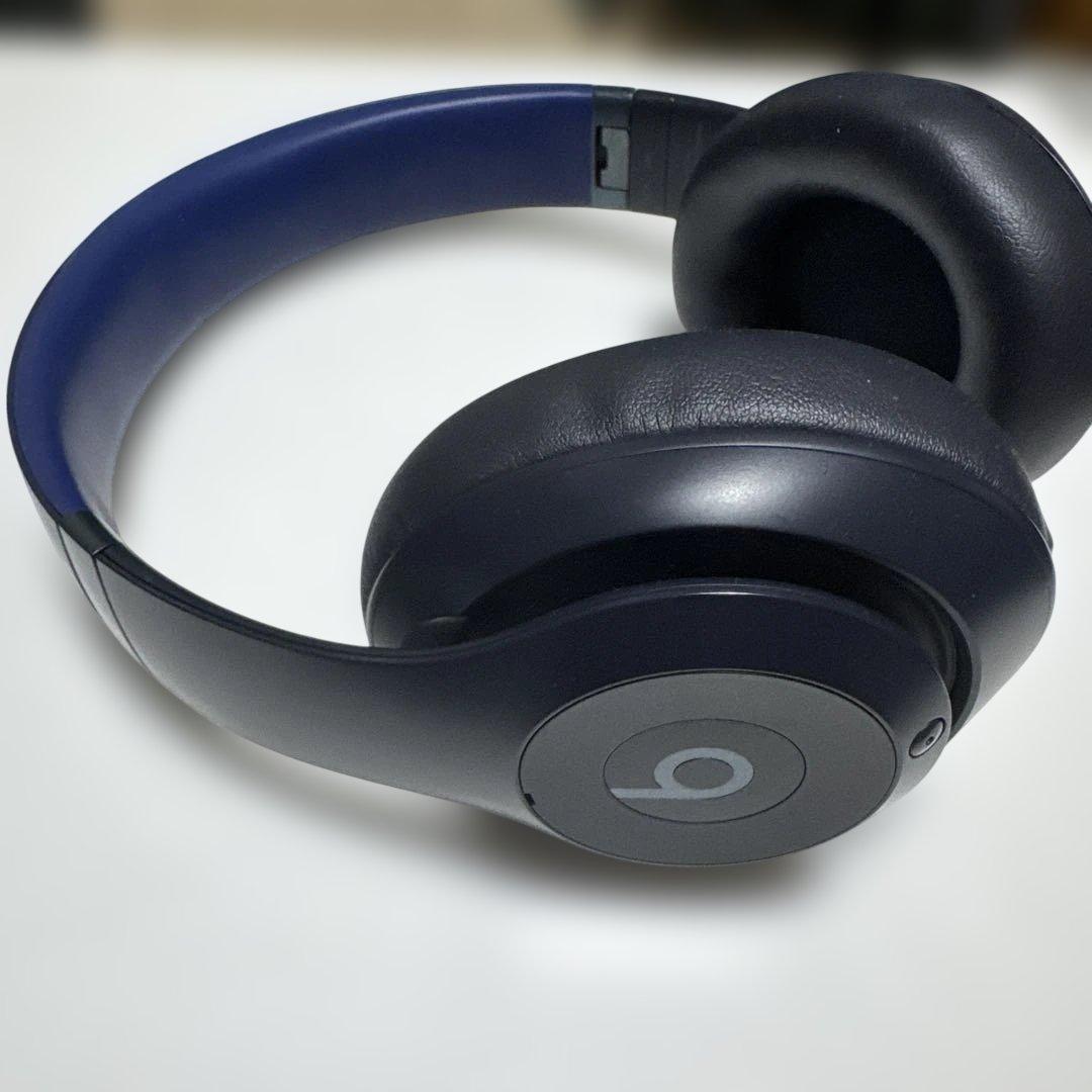 Beats studio Proワイヤレスヘッドホン 青