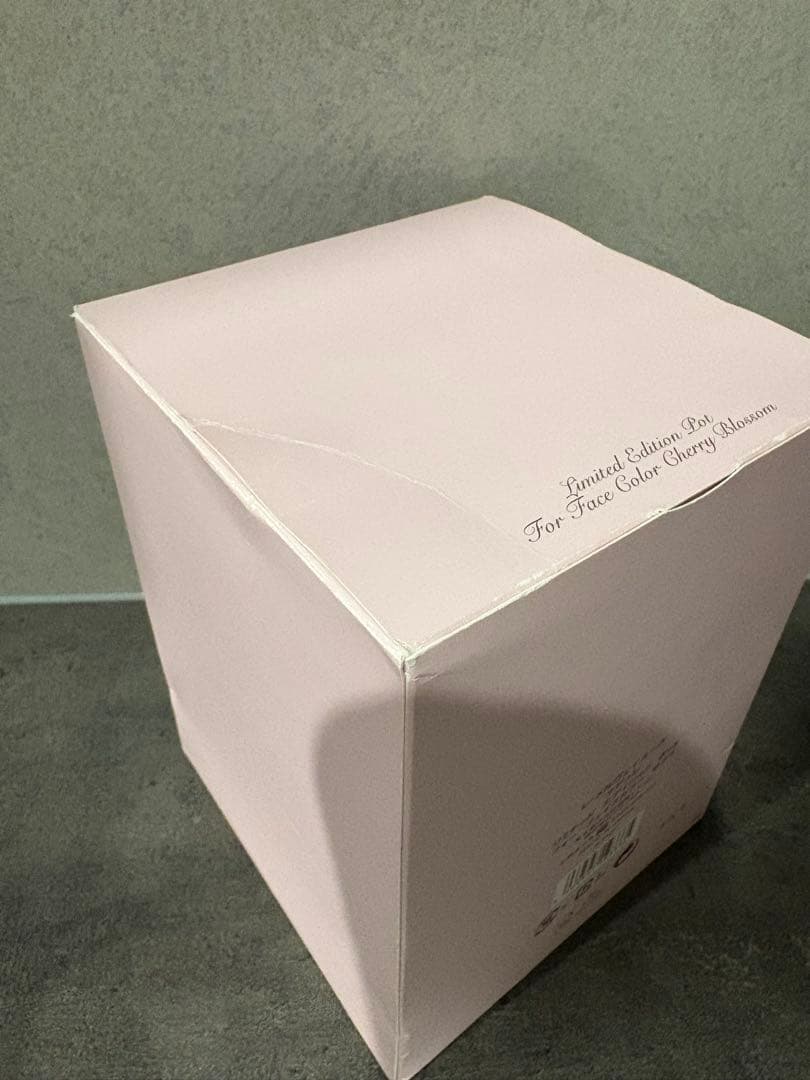 レ・メルヴェイユーズラデュレフェイスカラーサクラ&リミテッドエディションポット