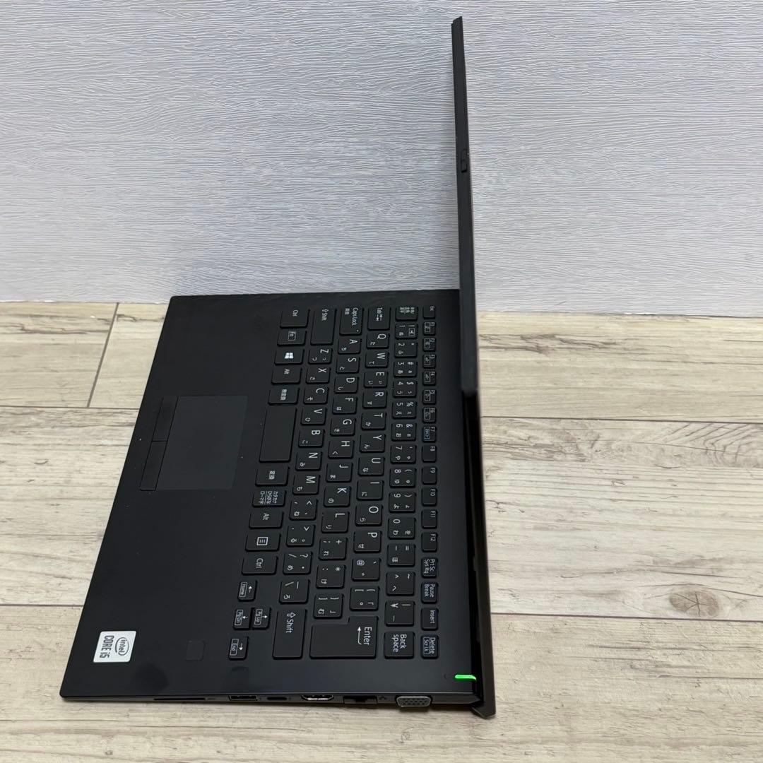 VAIO Pro PG/第10世代i5/8GB/256GB/13.3型/オフィス