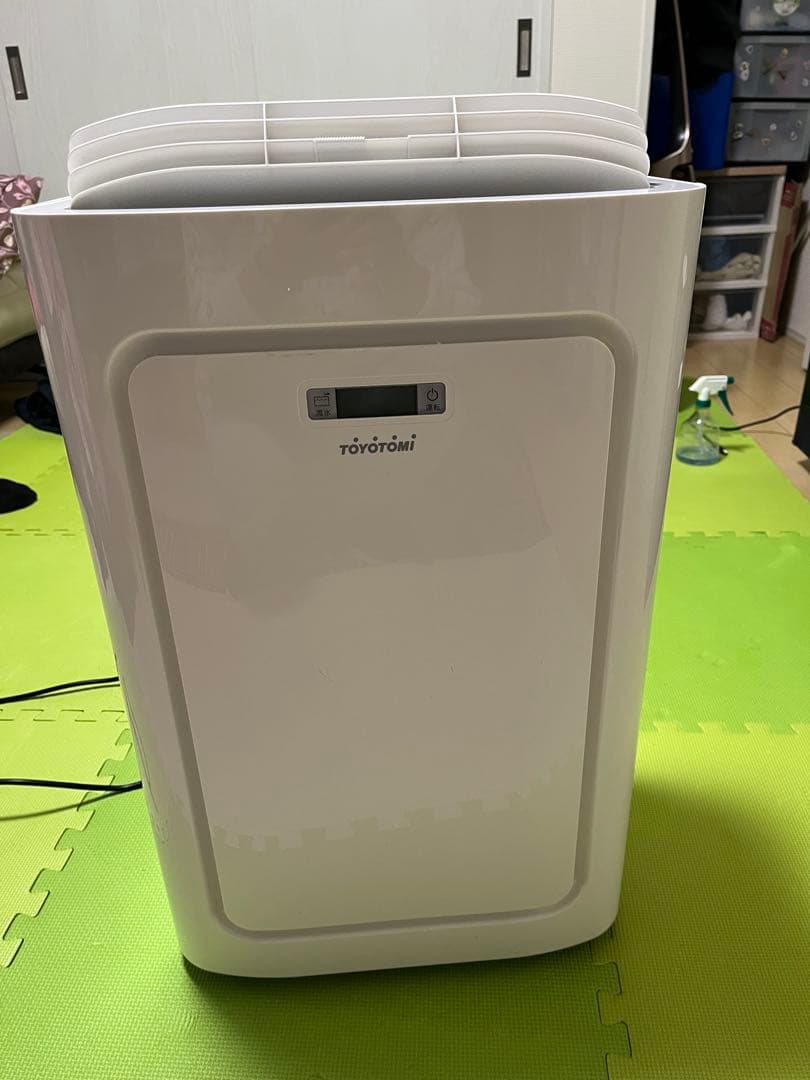 トヨトミ　スポット冷暖エアコン「TAD-22NW」