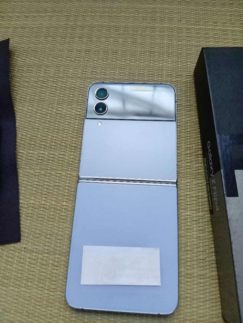 な*ぎ様 Samsung Galaxy Z Flip4 SM-F721N パープ