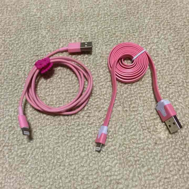 iPhone5s 充電ケーブル