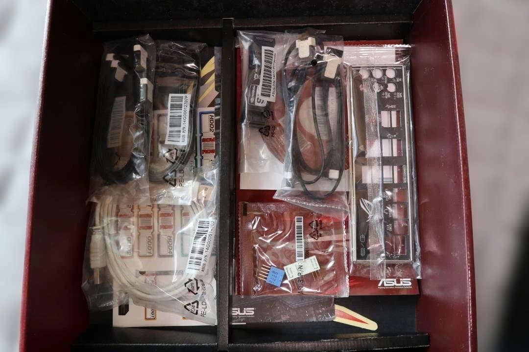 ASUS RAMPAGE IV GENE マザーボード＋CPU+メモリ＋クーラー