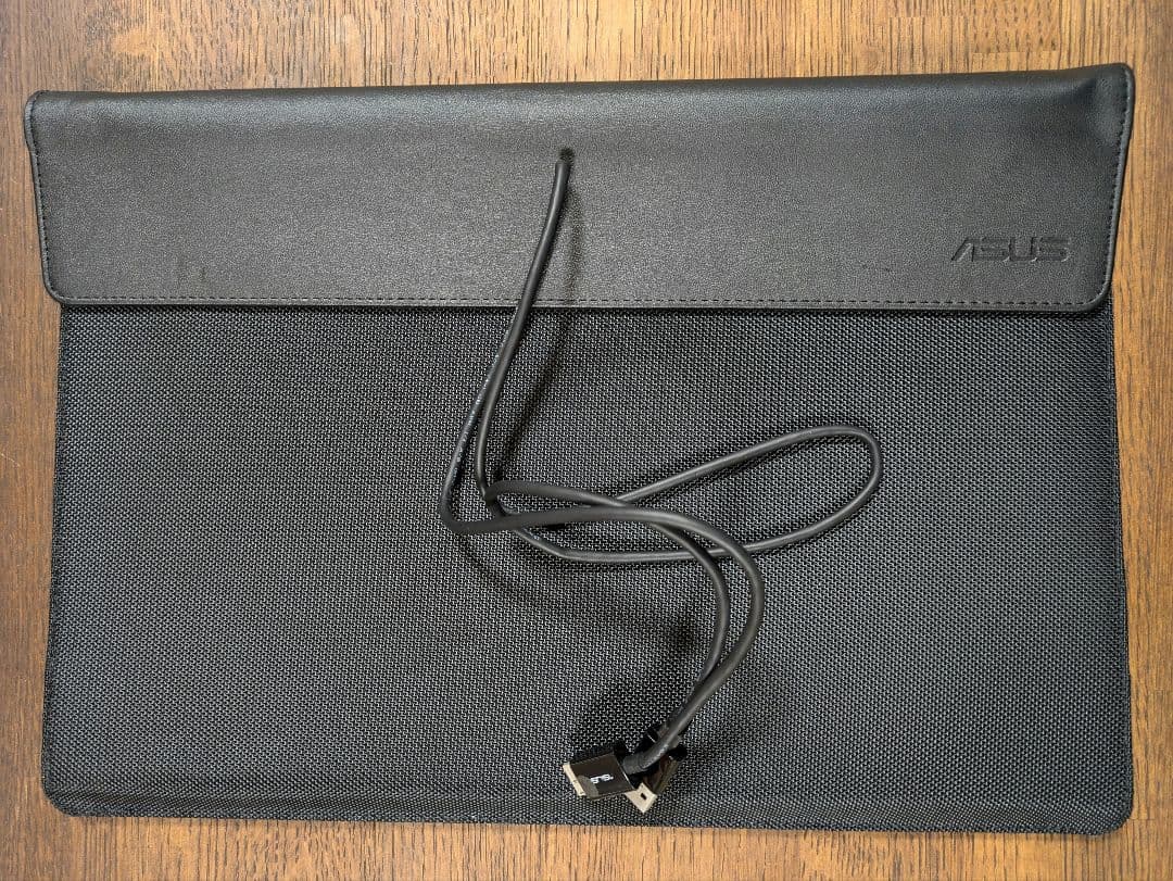 ASUS モバイルディスプレイ