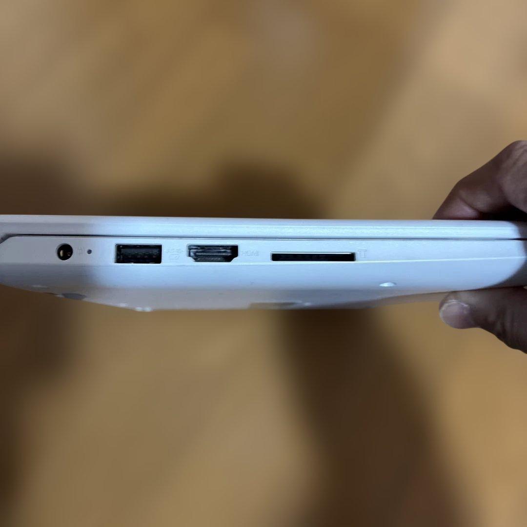 新品未使用品Lenovo Ideapad 310S 11.6型 長期保管品