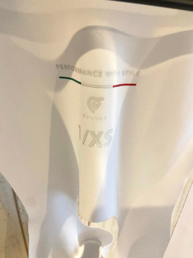 PISSEI ピセイ　ロードバイク　ビブショーツ