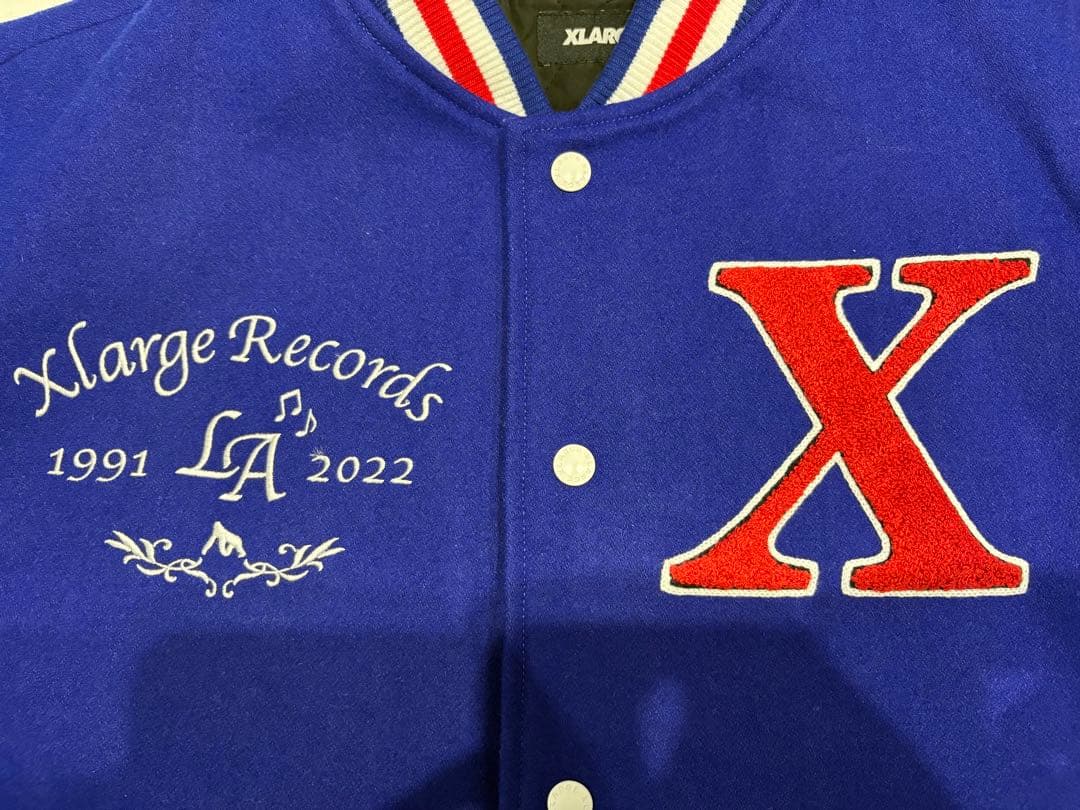 XLARGE スタジャン 青 白刺繍