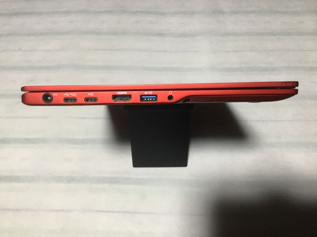 Fujitsu LIFEBOOK UH75/C3 訳あり