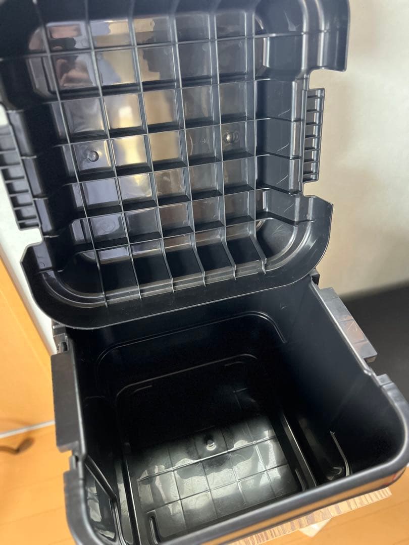 NEIGHBORHOOD ネイバーフッド SRL BOX中古