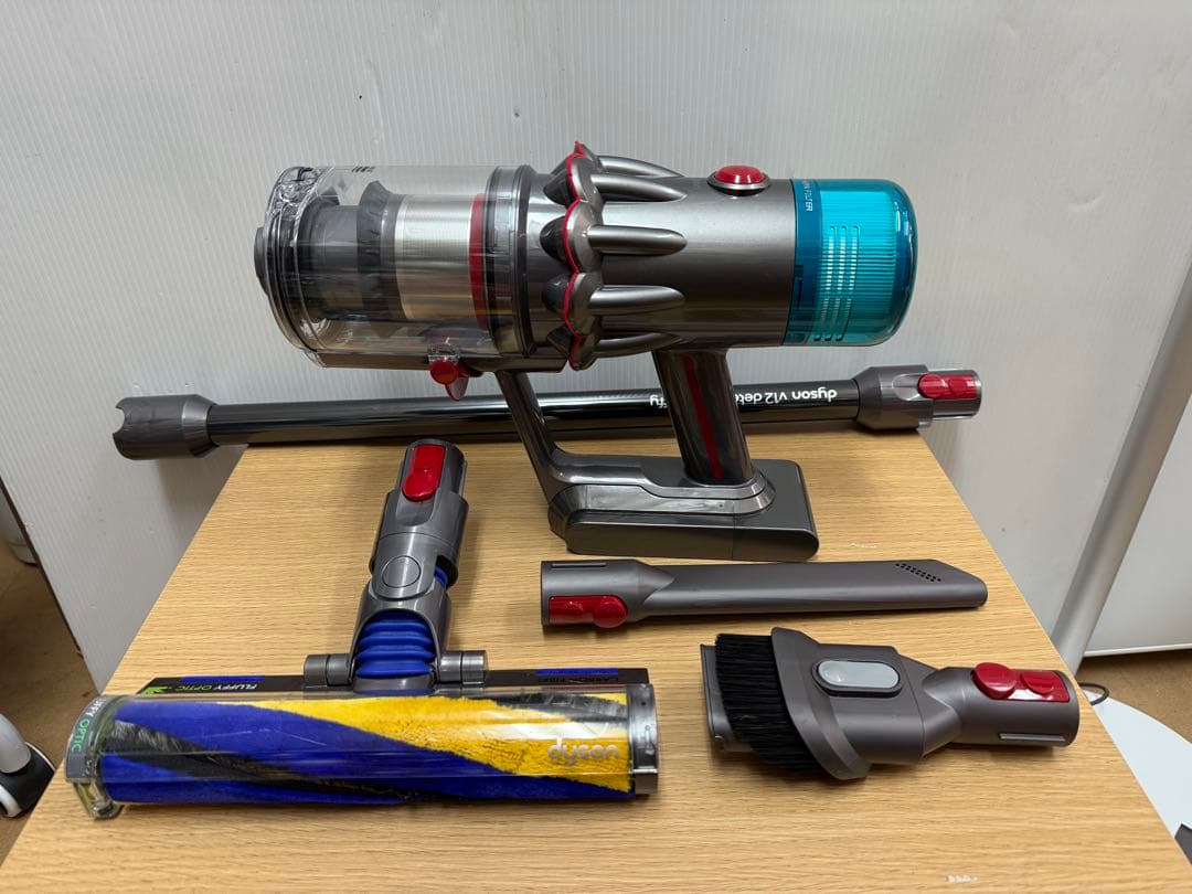 掃除機・クリーナー Dyson SV46 V12 detect slim flyffy