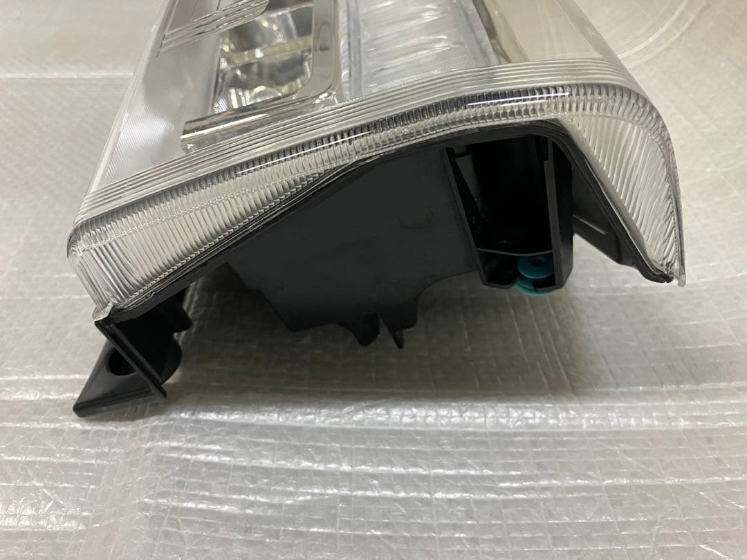 ♦︎ダイハツ★タントカスタムLA600S右純正テールランプ★インナーメッキ★良品★