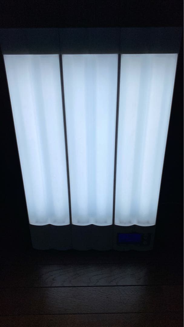 ブライトライトＭＥ＋ Brightlight ME+ 高照度光療法機　説明書付き