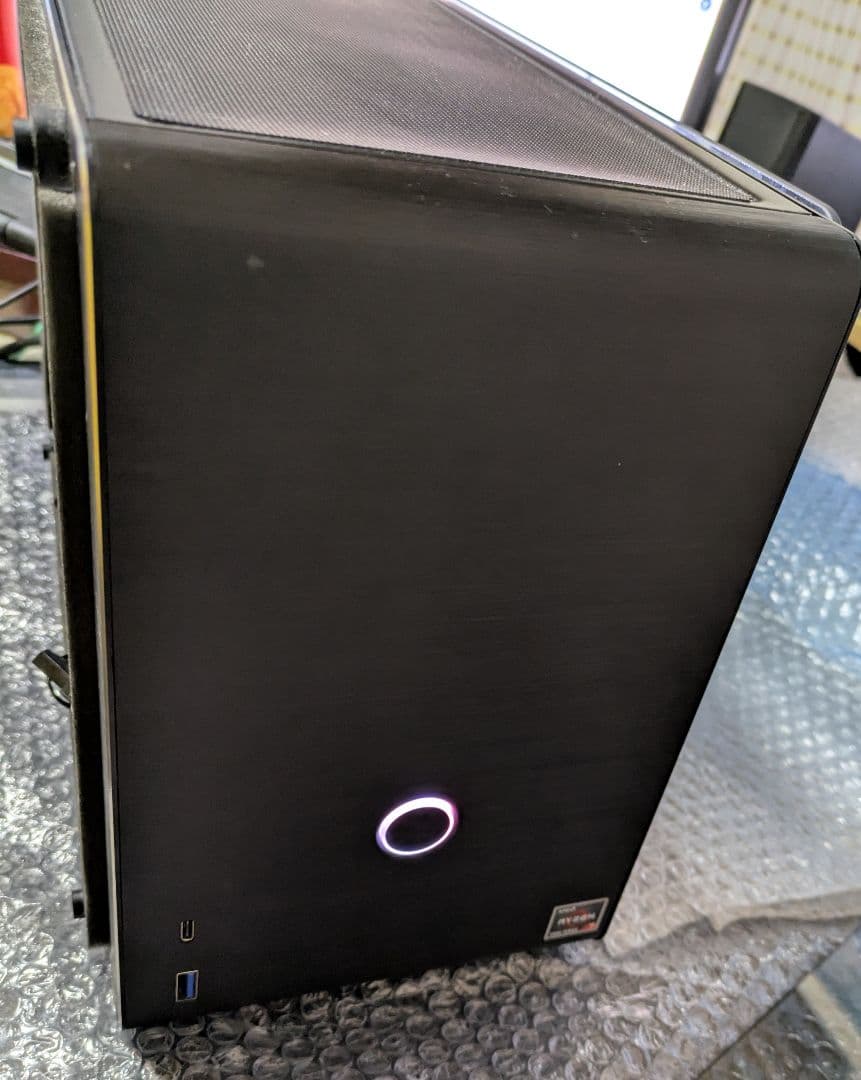 №136、コンパクトPC、Win11、i5-8500、M16G、M.2SSD