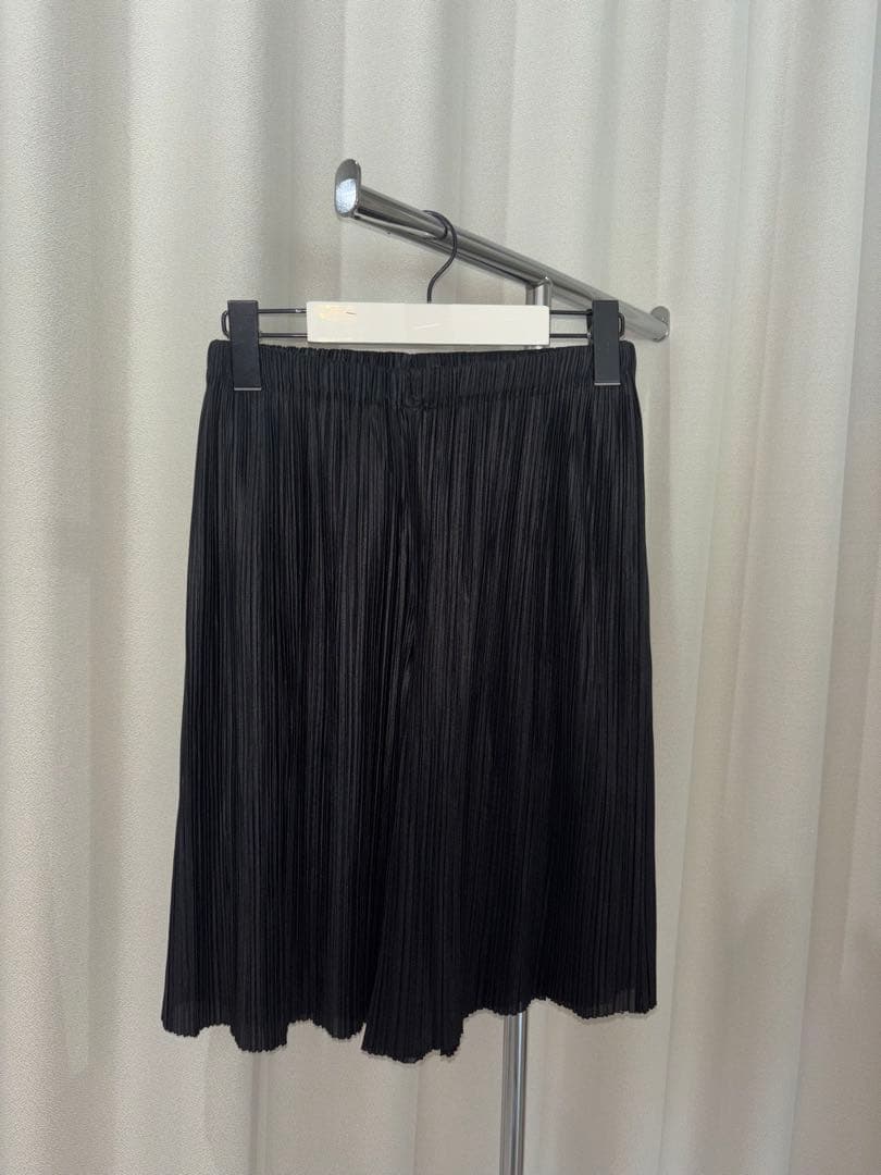 ISSEY MIYAKE プリーツプリーズ ショートパンツ ブラック S