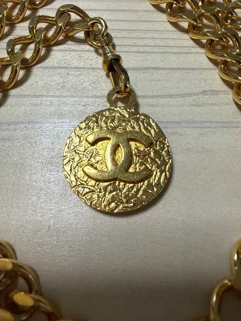 CHANEL シャネル　チェーンベルト　1982 ゴールド