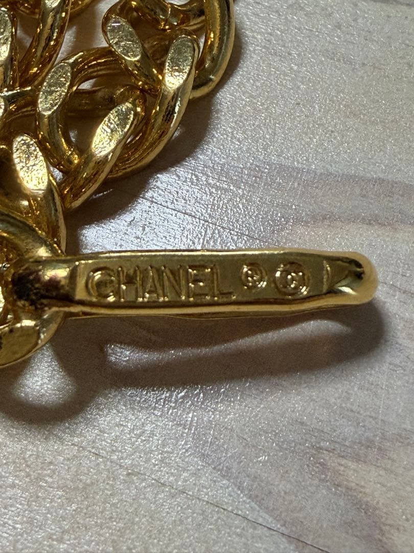 CHANEL シャネル　チェーンベルト　1982 ゴールド