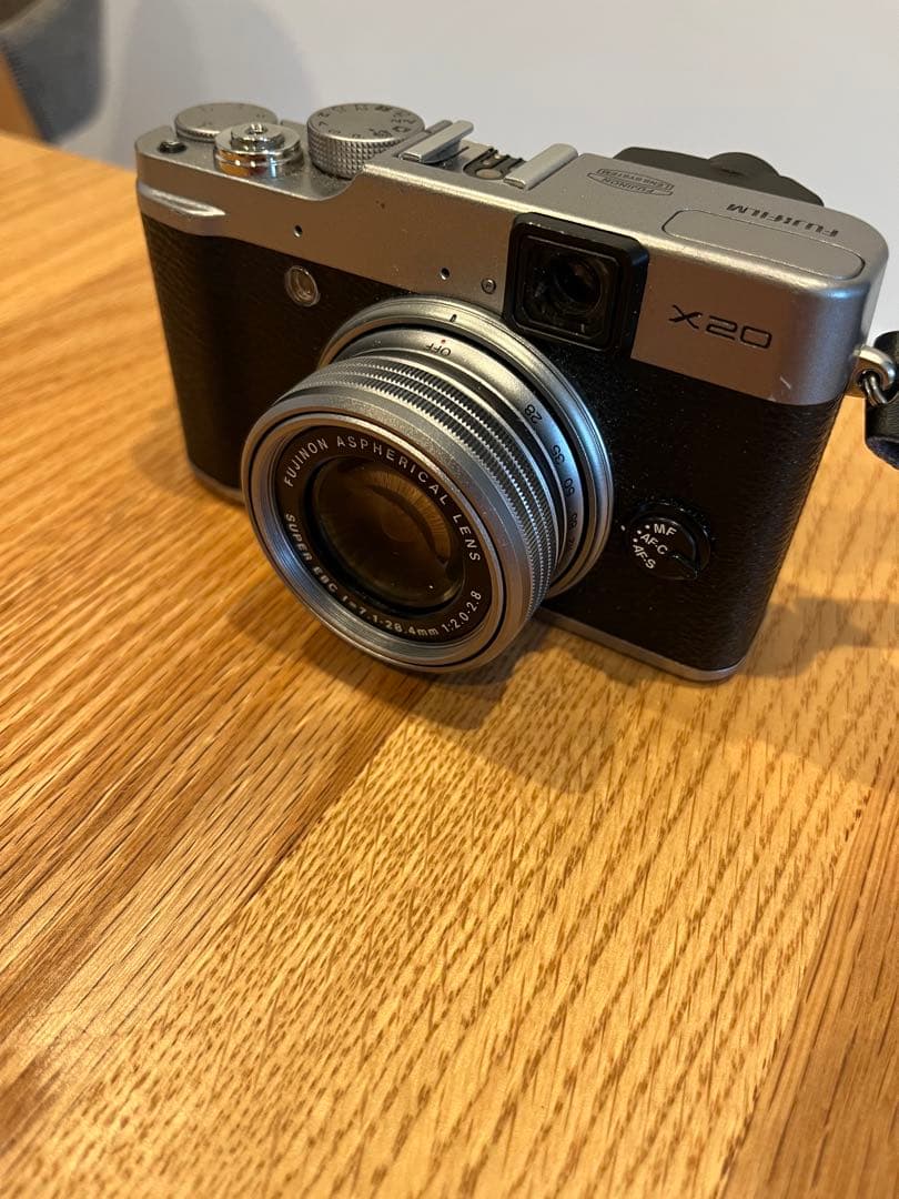 Fukuchu Sawachu Fujifilm X20 デジカメ