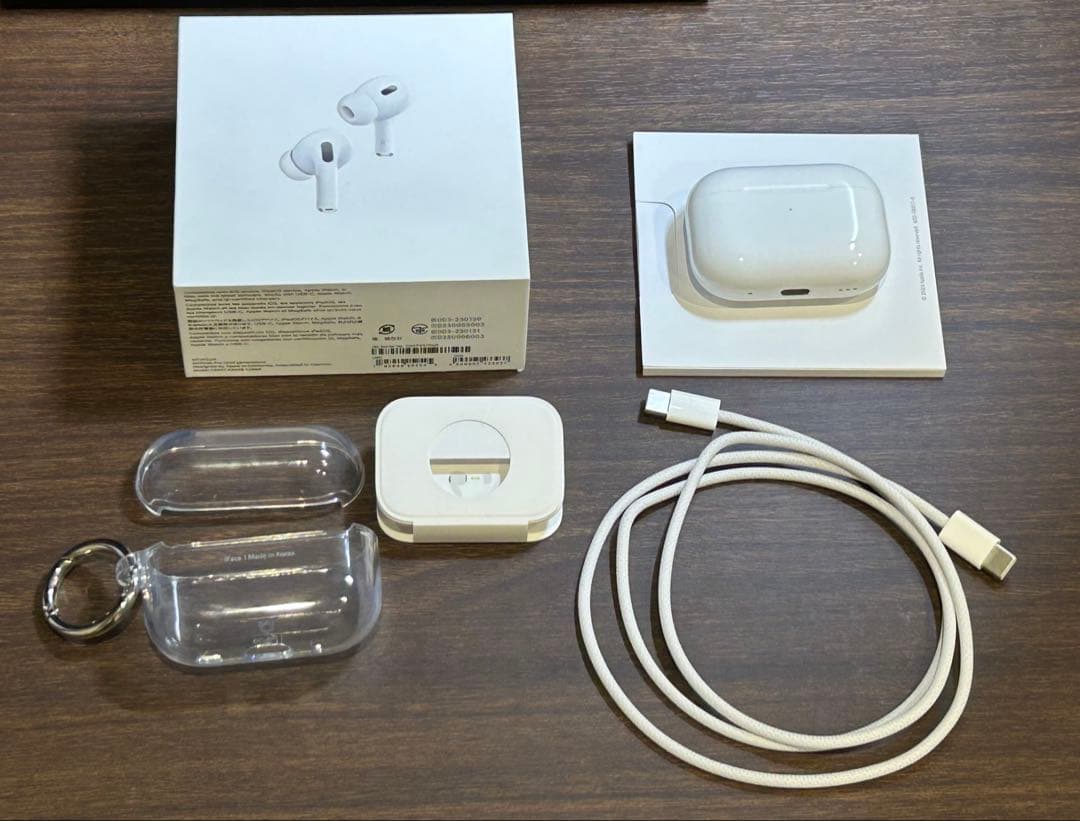 か*い様 【美品・ほぼ未使用】AirPods Pro 第2世代 USB-type