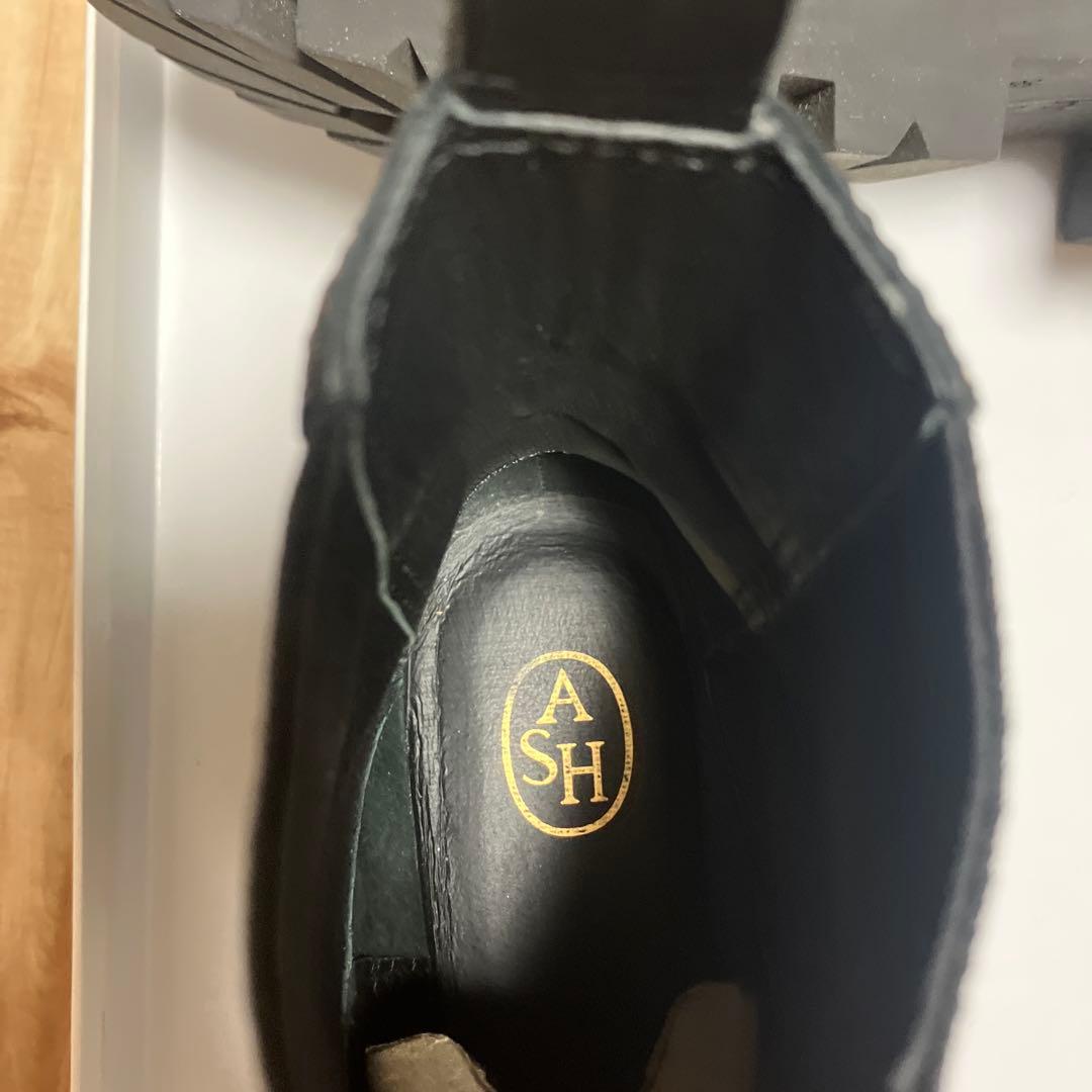 ASH 黒サイドゴアショートブーツ