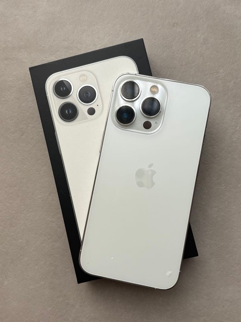 ディスプレイ交換済み美品Apple iPhone 13 Pro シルバー 本体