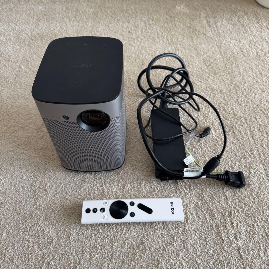 XGIMI HALO プロジェクター 本体＋シーリングマウント