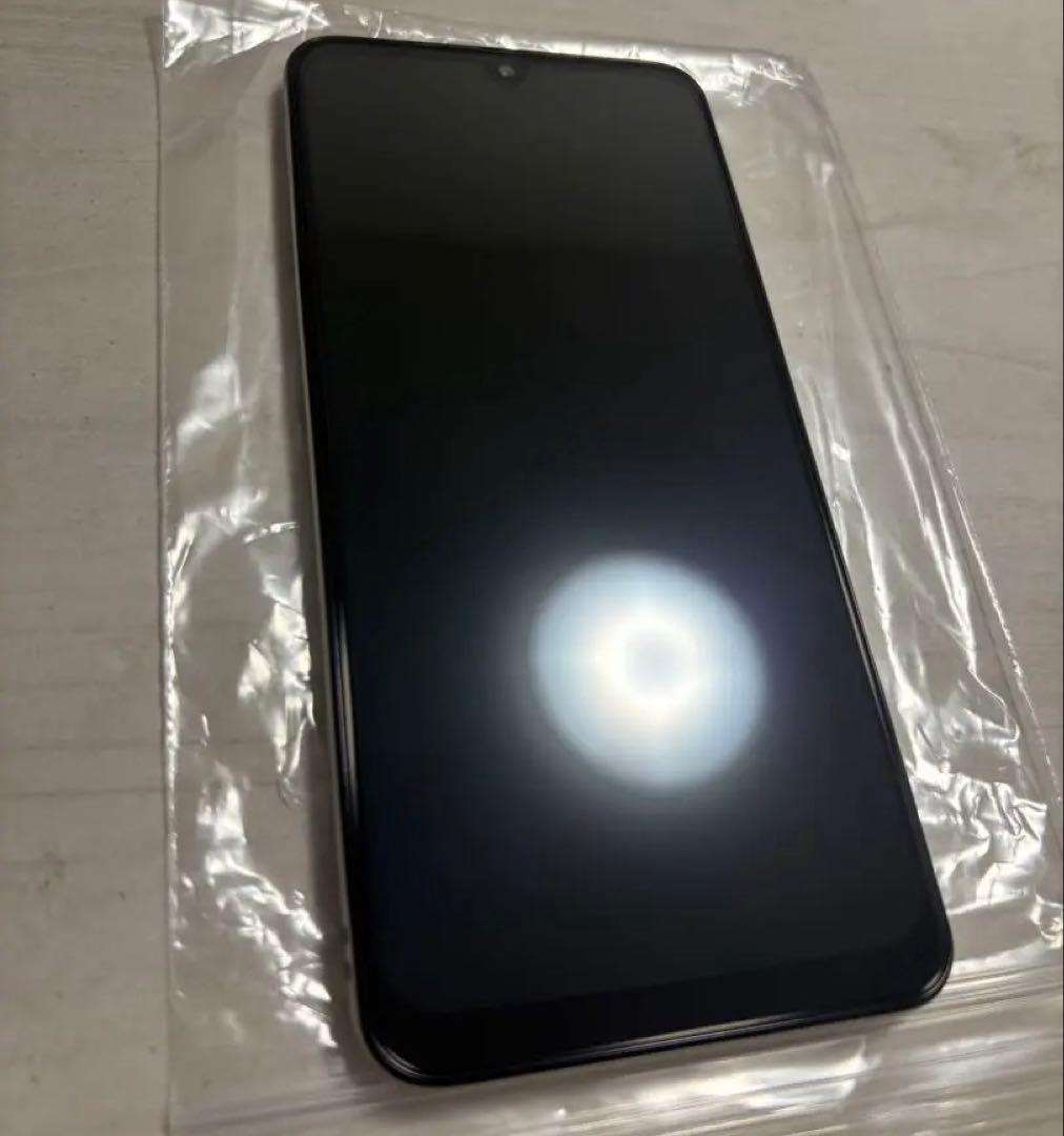 美品 Galaxy A30 SCV43 64GB 6.4インチ SIMロック解除