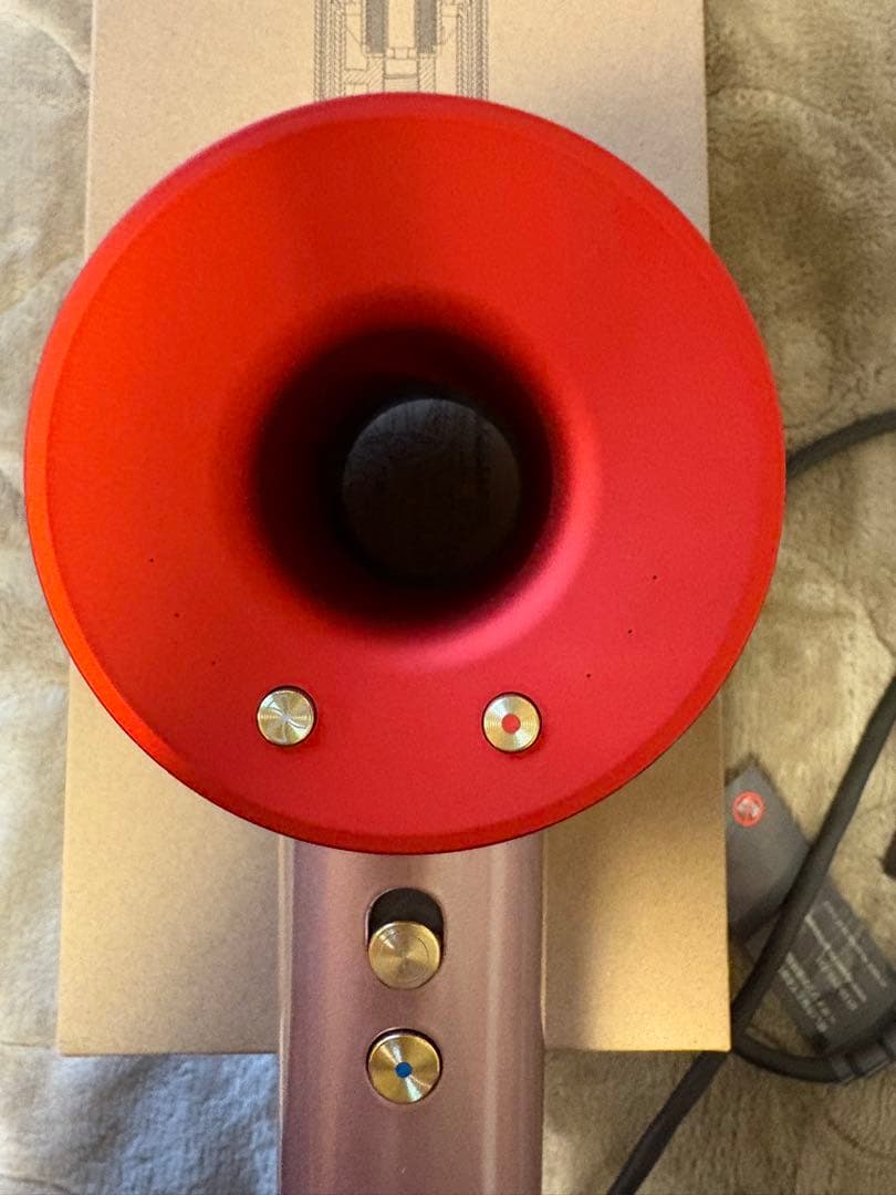 夢*子様 ダイソン　HD08 ヘアドライヤー