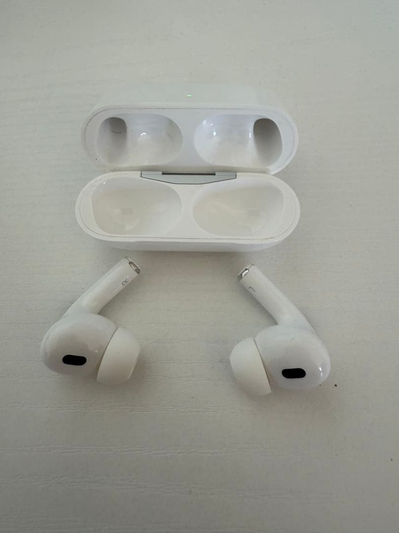 純正　AirPods pro 第2世代　本体