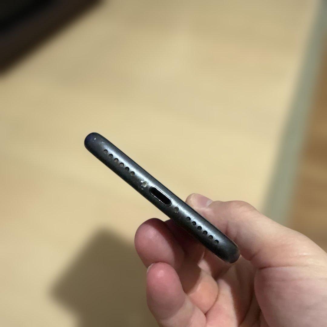 ■箱あり｜SIMフリー■ iPhone8 ブラック 64G